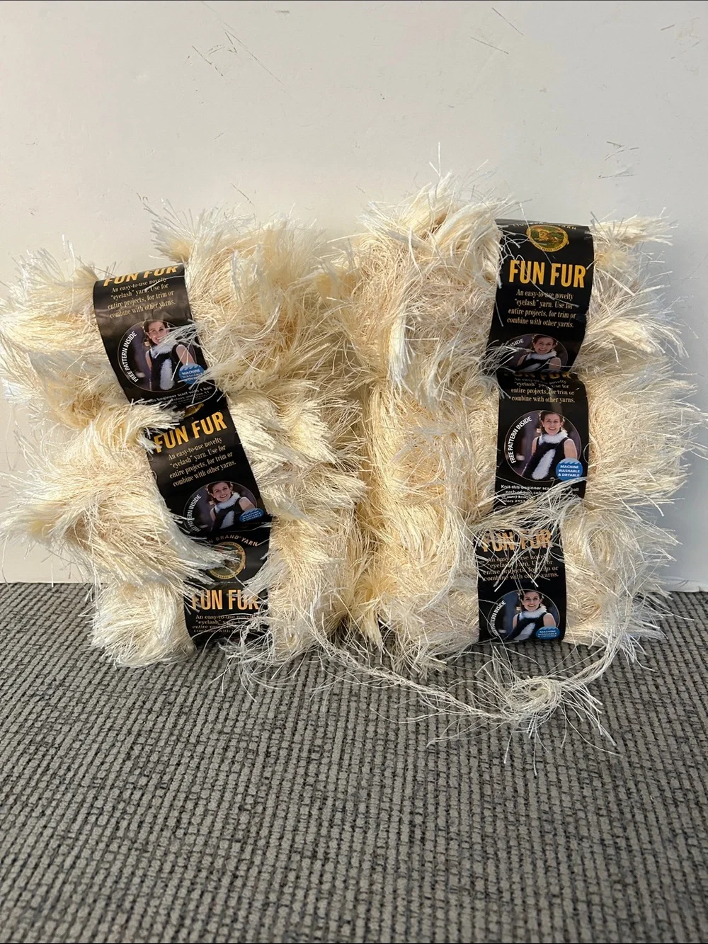 Lion brand Fun Fur Eyelash Yarn NEW x6 skeins ivory (2 dye 2584; 4 dye 42214)